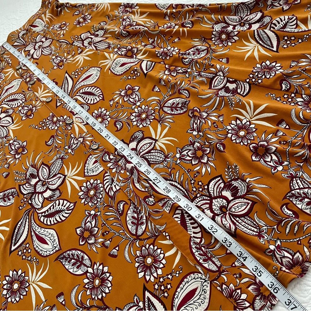 SJS Skirt Size Large - Picture 9 of 13